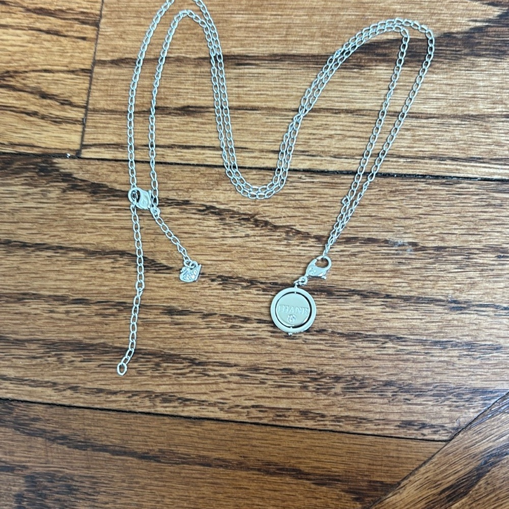 Swarovski pendant necklace with ‘THANK YOU’ charm